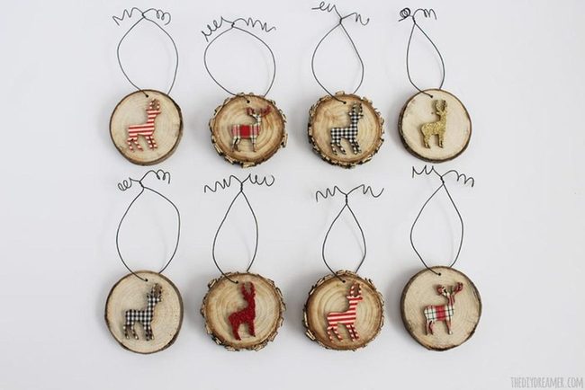 Painted Animals On Natural Wood Slices