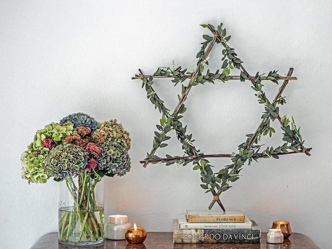 Twig Star Statement Piece