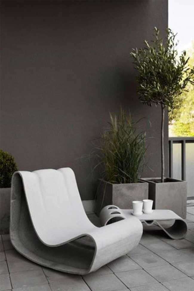 Gray Minimalism With Curved Seating
