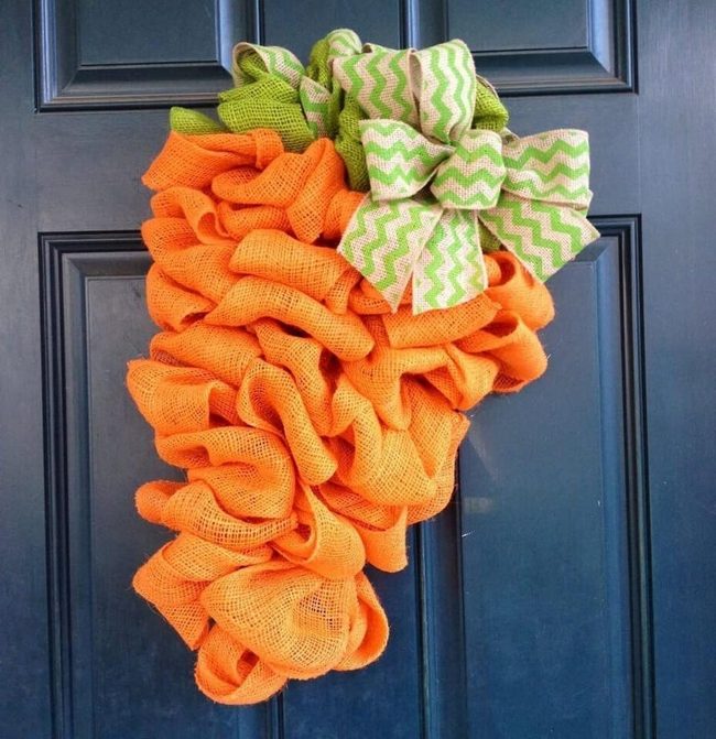Burlap Carrot Spring Door