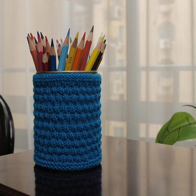 Blue Knit Pencil Palette