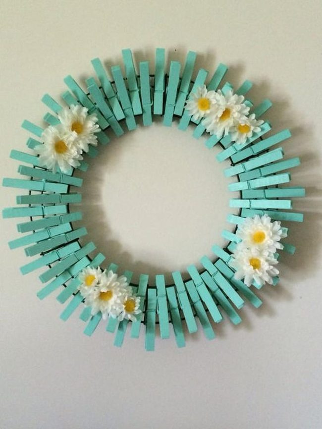 Teal Clothespin Daisy Wreath