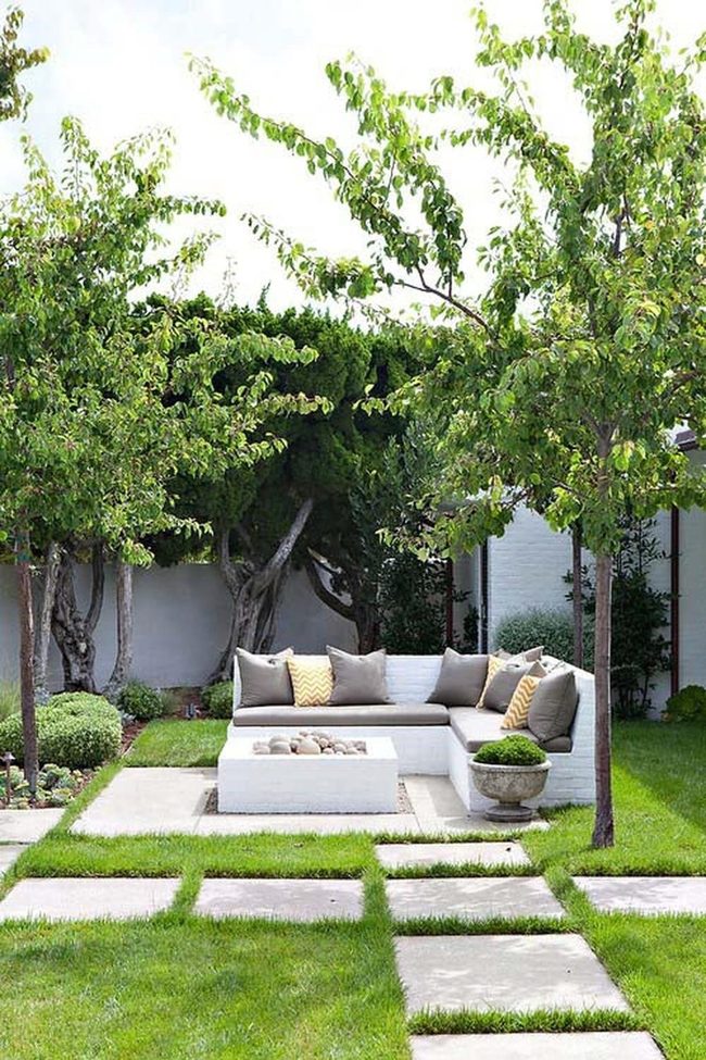 Stacked Brick Garden Bench