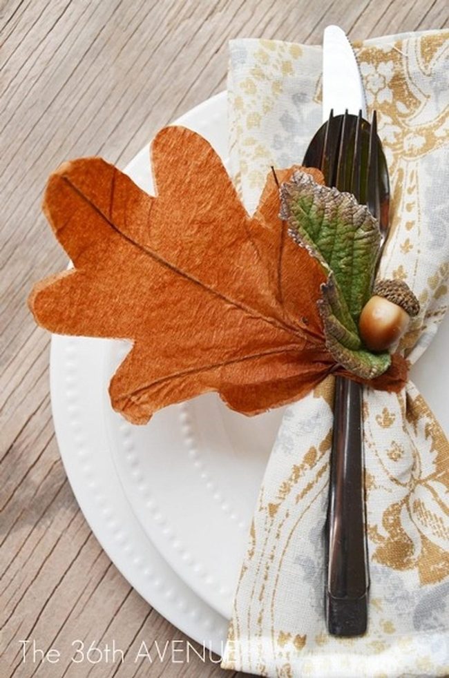 Autumn Leaves, Gold Accents