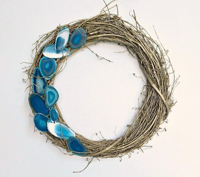 Twisted Branches, Blue Stone Accents