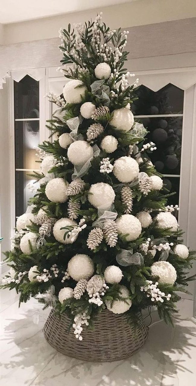 White Ornaments Green Pine Branches