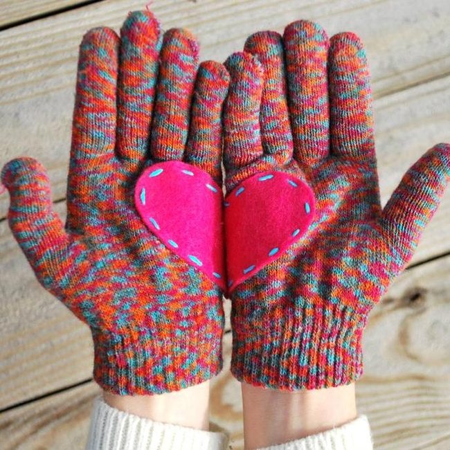 Pink Heart Knitted Wool Gloves