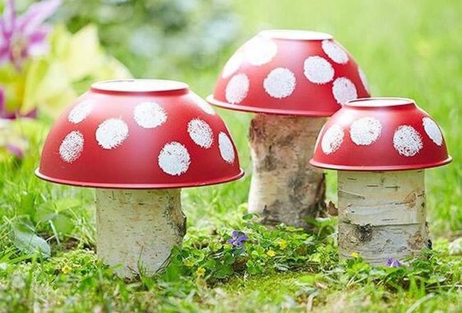 Red Spotted Mushroom Garden Sculptures