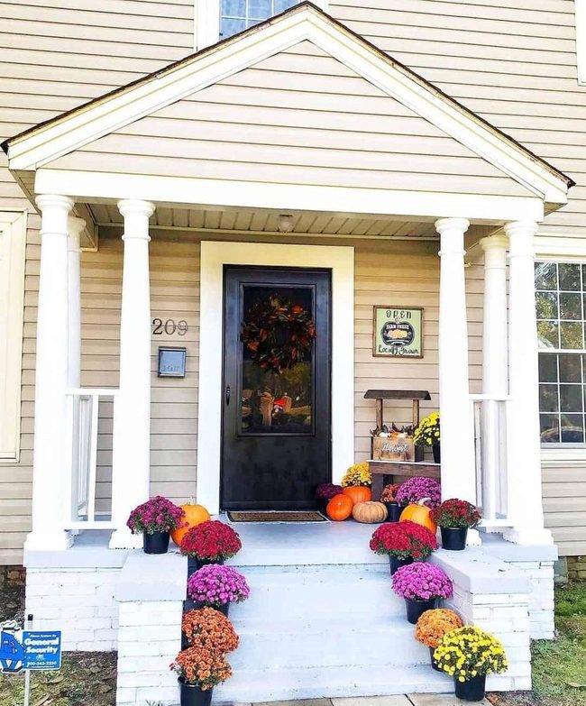 Blooming Concrete Entrance