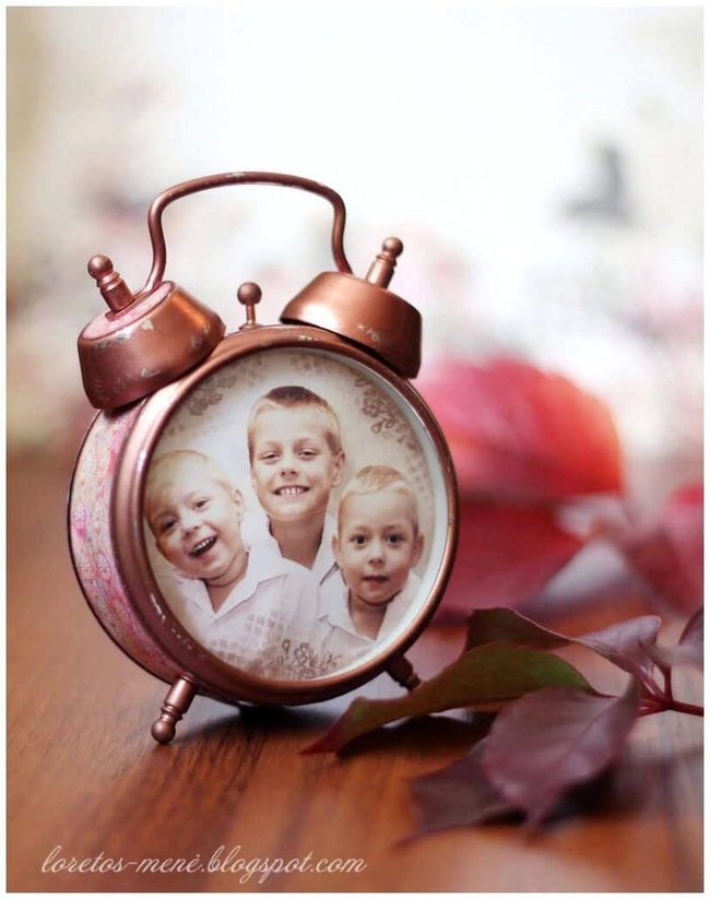Vintage Clock Photo Frame