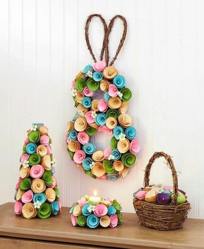 Wooden Curled Bunny Florals