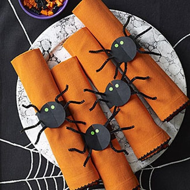 Black Spider Napkin Rings Green Eyes