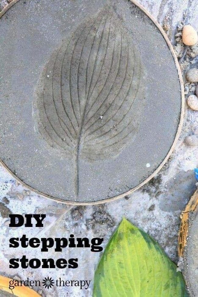 Leaf-Shaped Concrete Garden Stones