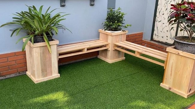 Wooden Pallets With Living Plants