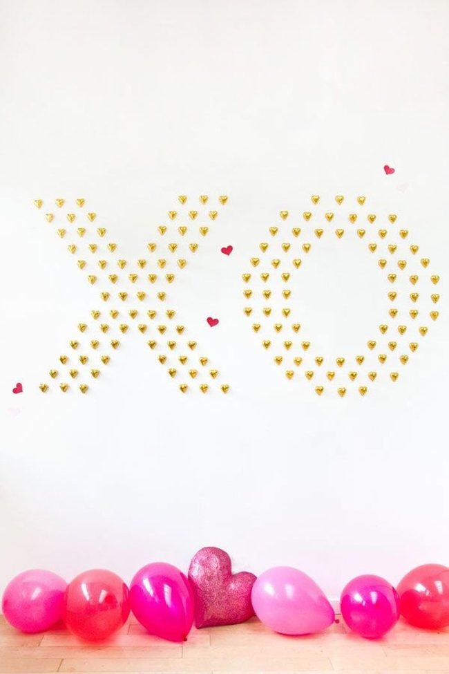 Golden Hearts Spell Love
