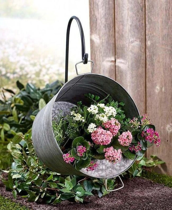 Metal Bucket Hanging Planter