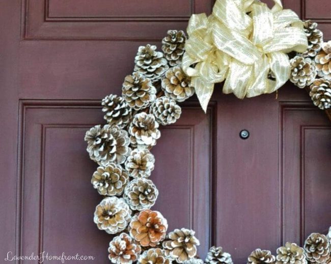 Bleached Pine Cone Statement Bow