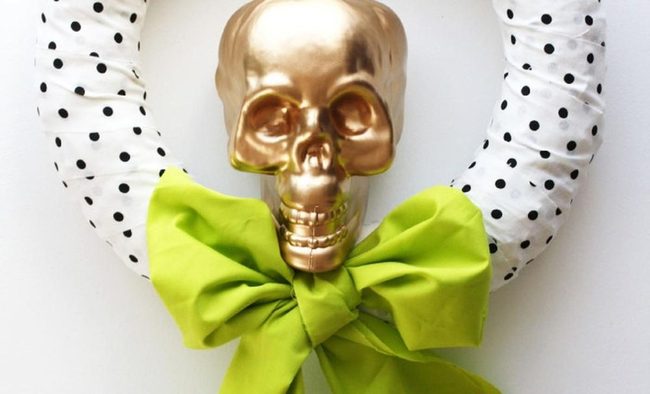 Black Polka Skull Wreath