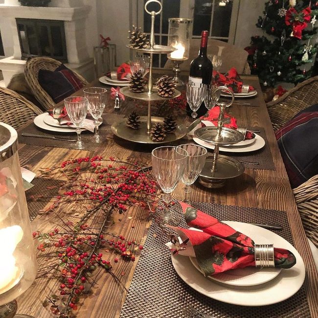 Red Napkins, Natural Wood Table