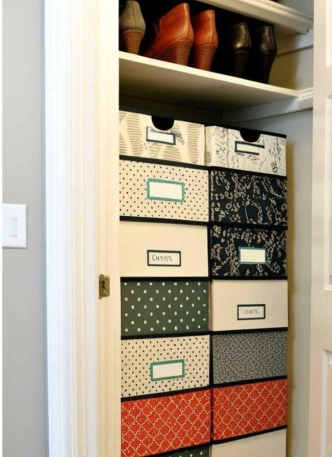 Stacked Shoe Boxes Built-In System