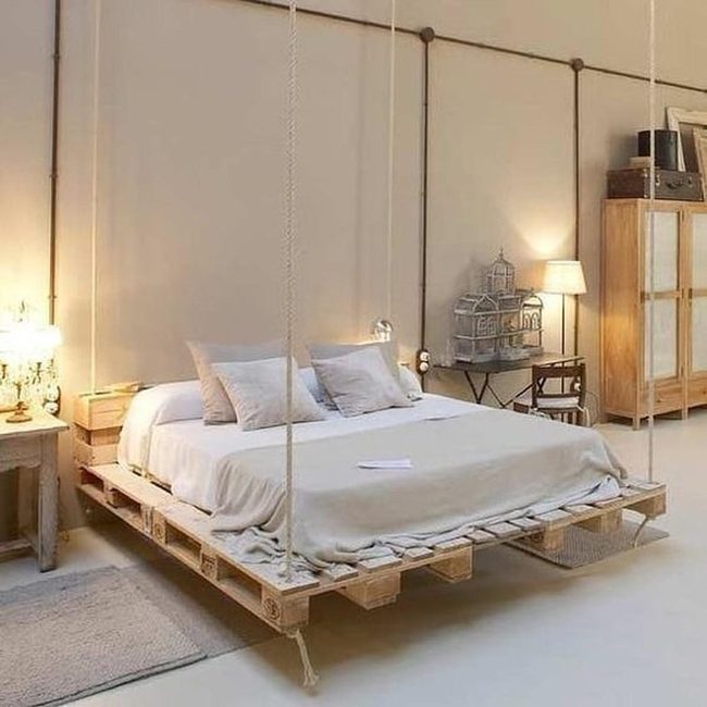 Rope-Suspended Pallet Bed