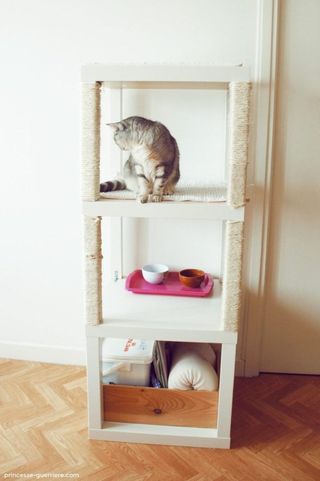 Rope-Wrapped Cat Tower With Pillows