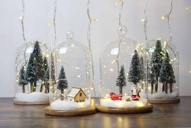 Glitter-Filled Winter Globes