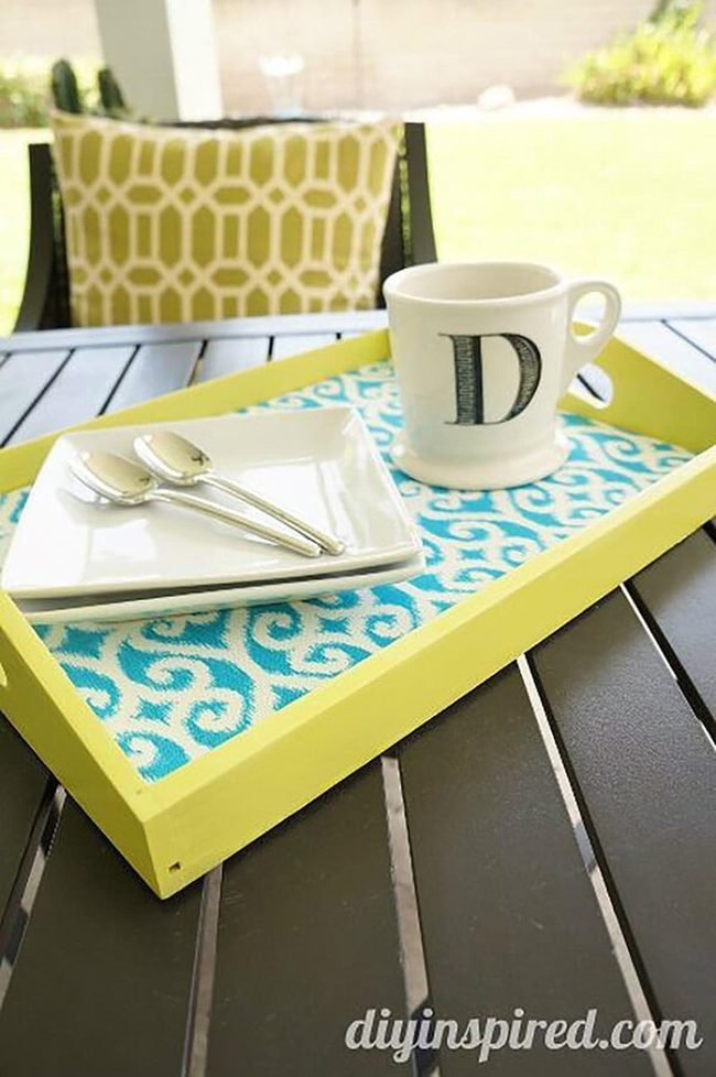 Pastel Ceramic Tray Display