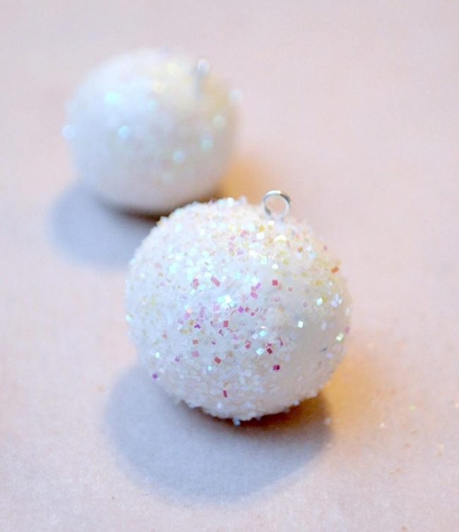 Metallic Shimmer Christmas Spheres