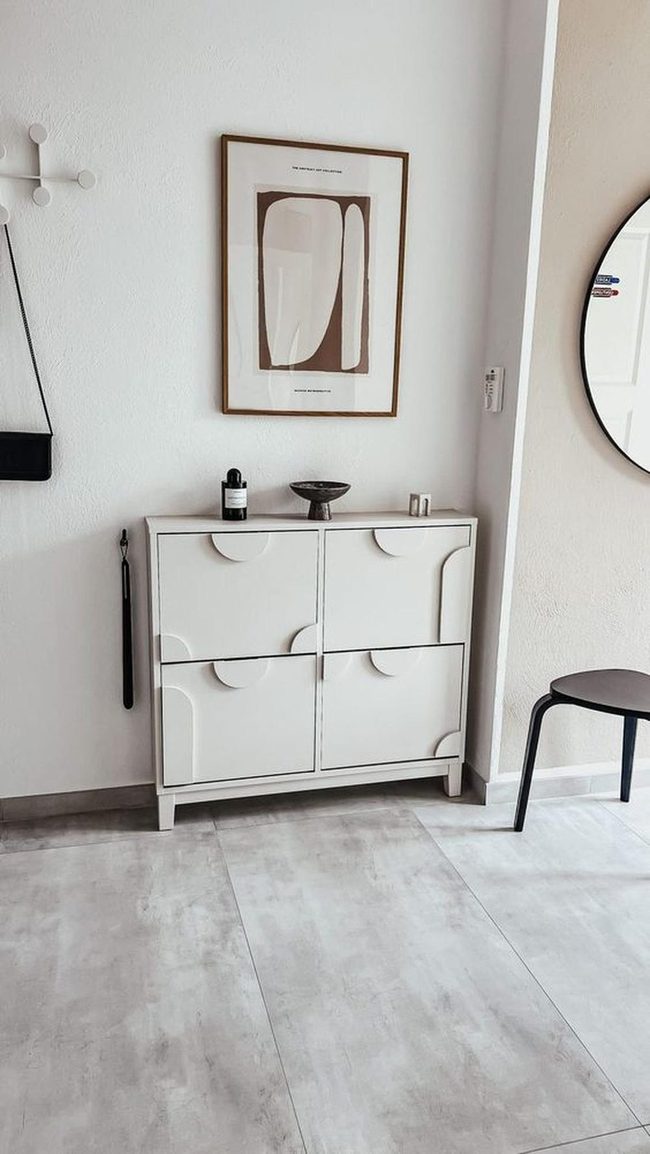 Curved White Cabinets, Gray Tile Foundation