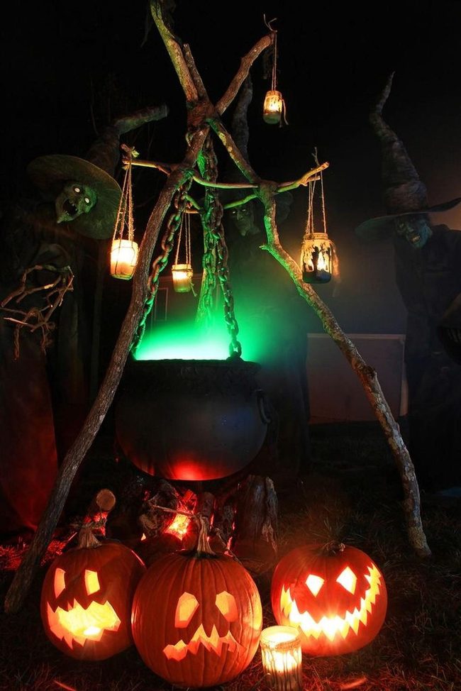 Misty Cauldron Halloween Corner