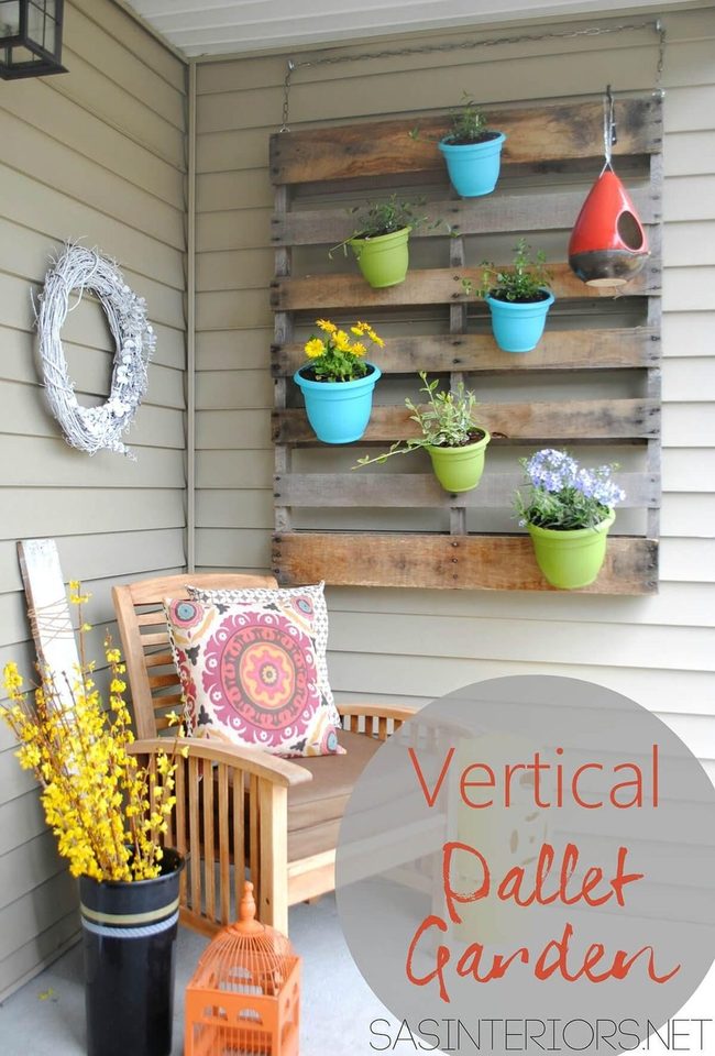 Pallet Flower Wall Burst