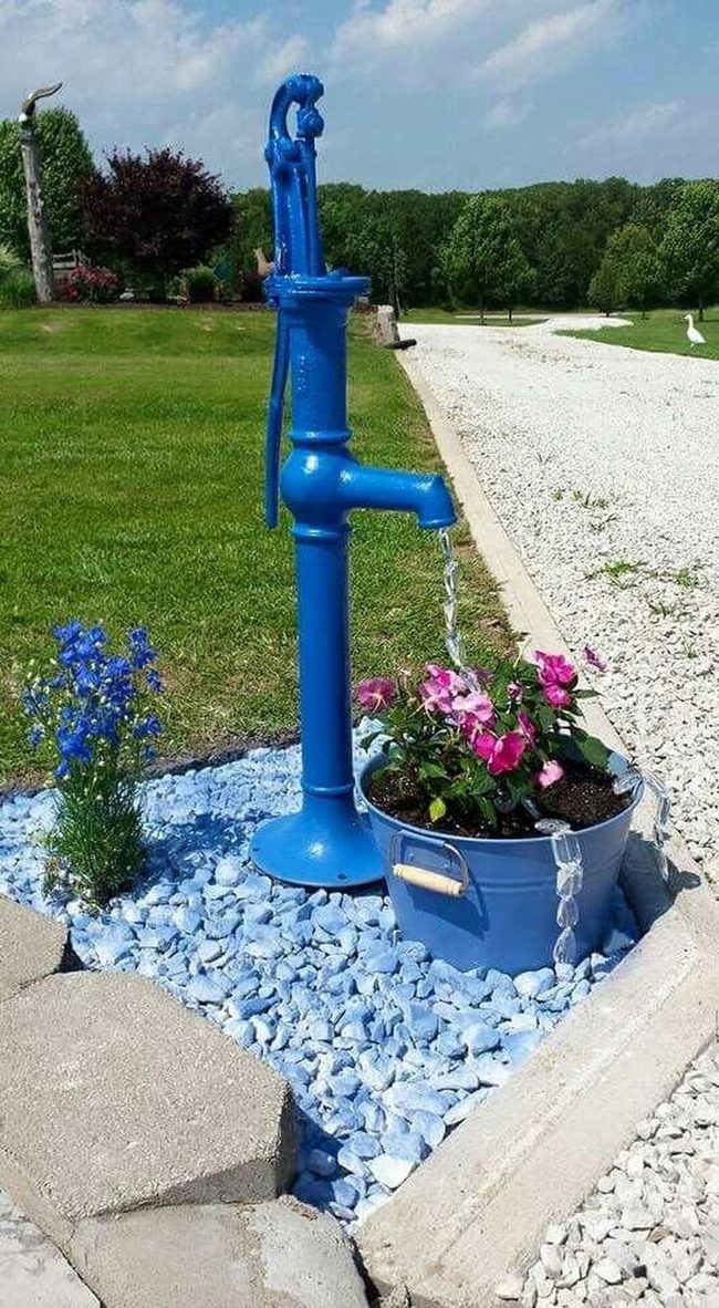 Blue Pump Garden Statement