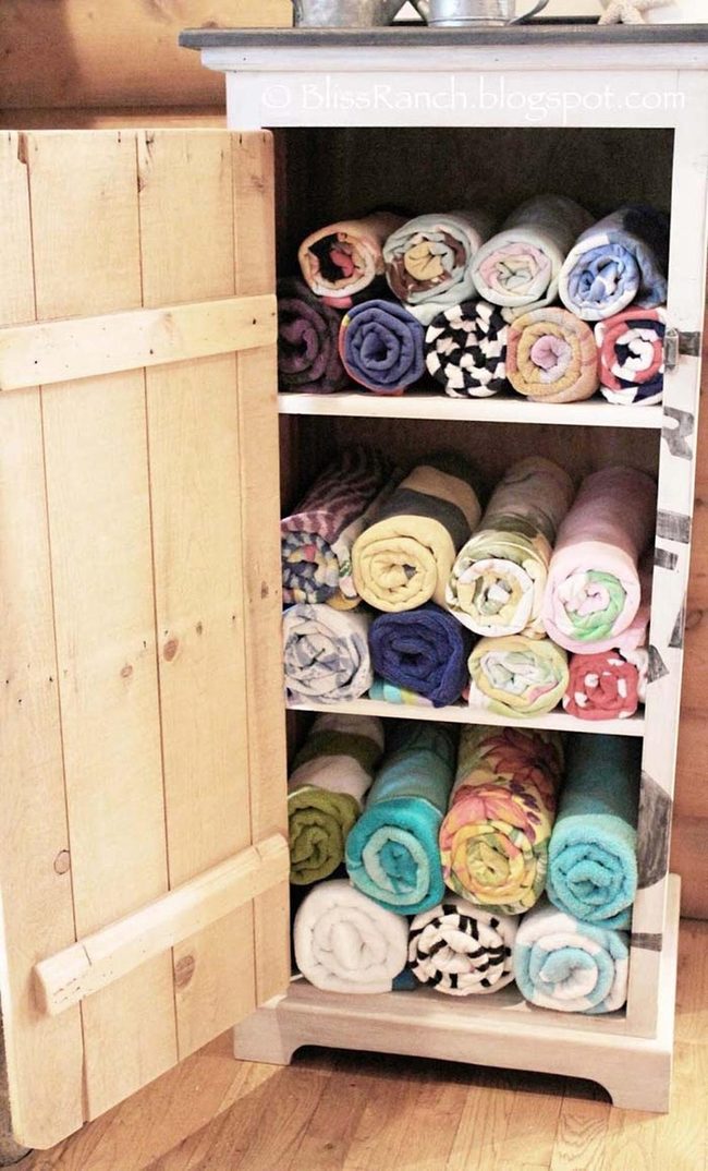Poolside Black Cabinet Towel Storage