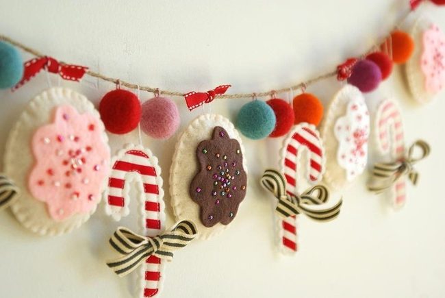 Stitched Sweet Treats Garland