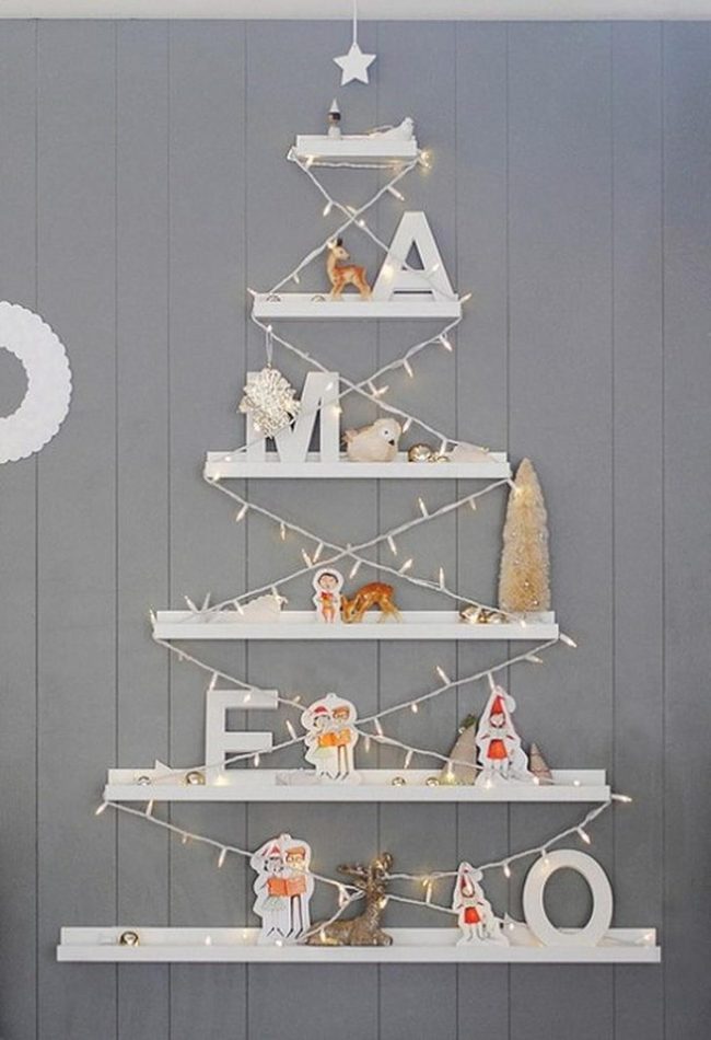 Illuminated Shelf Tree