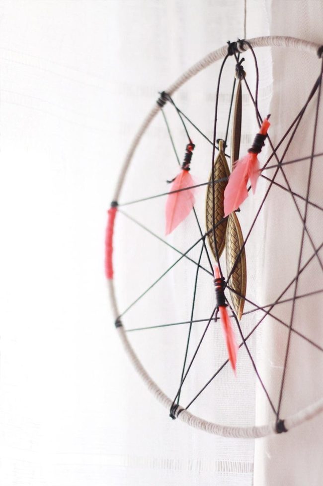 Bronze Leaf Dreamcatcher With Pink Feathers