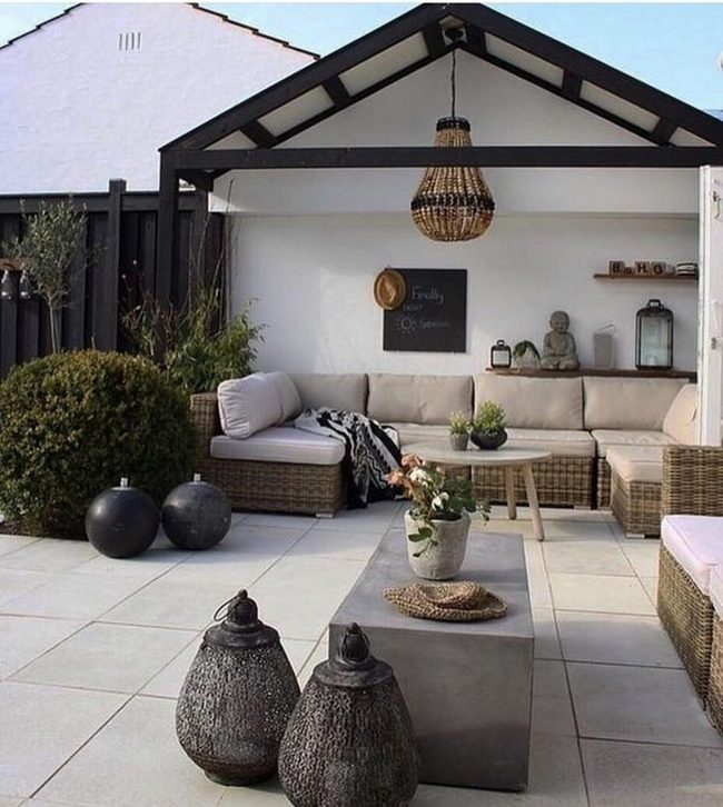 Wicker Sectional Outdoor Gathering