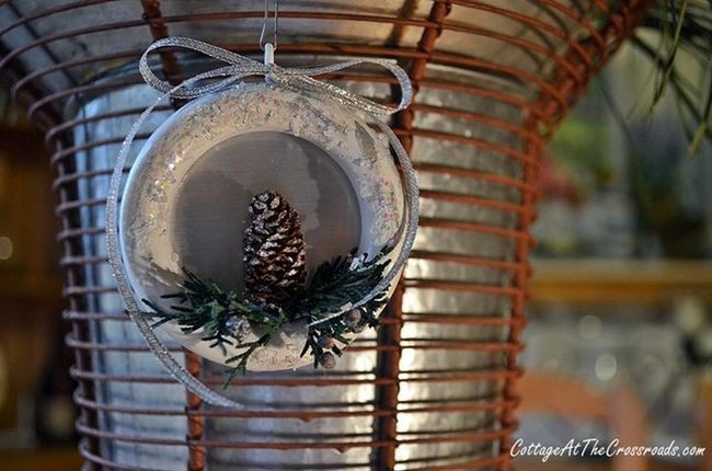 Glass Spheres With Woodland Sparkle