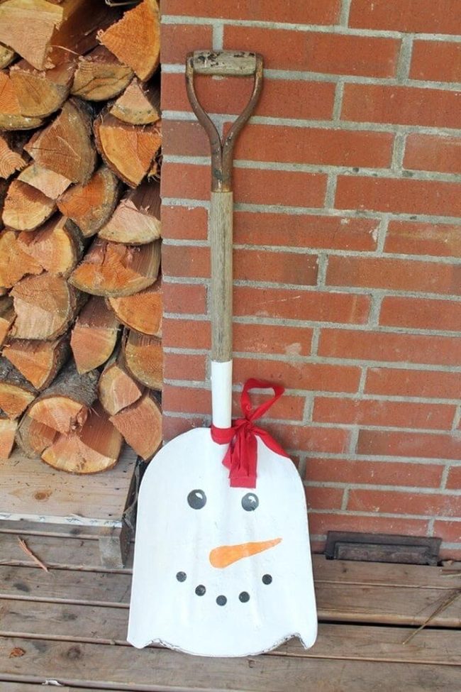 Painted Snowman Shovel Front Door