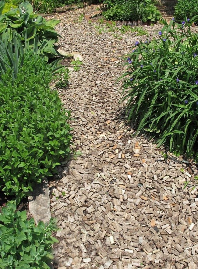 Earthy Wood Chip Garden Pathways