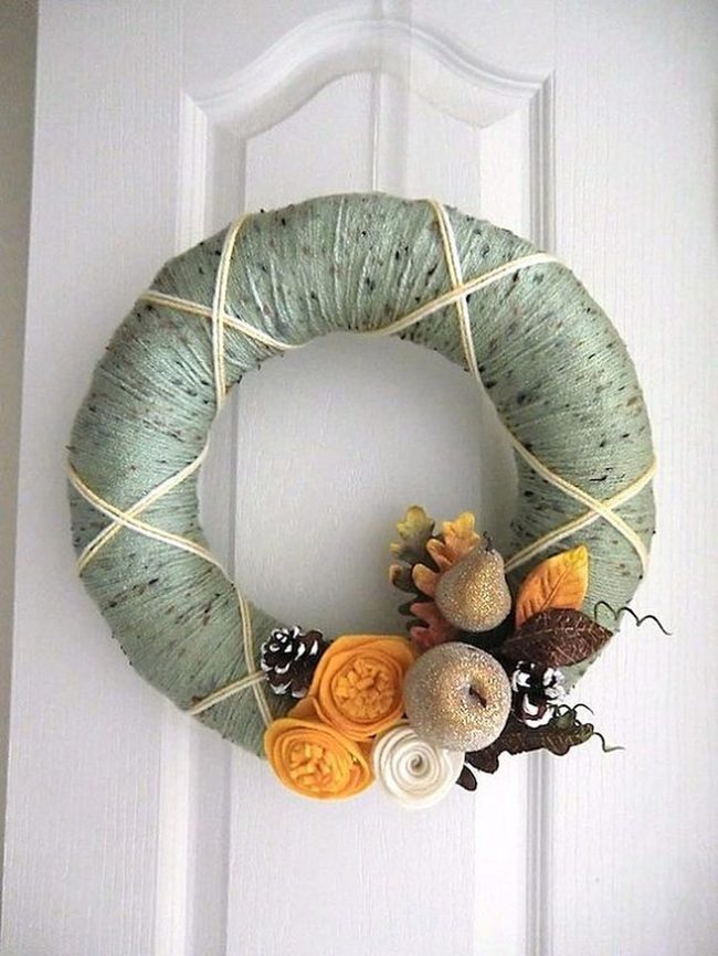 Green Wreath, Sparkly Pears, Pine Cones