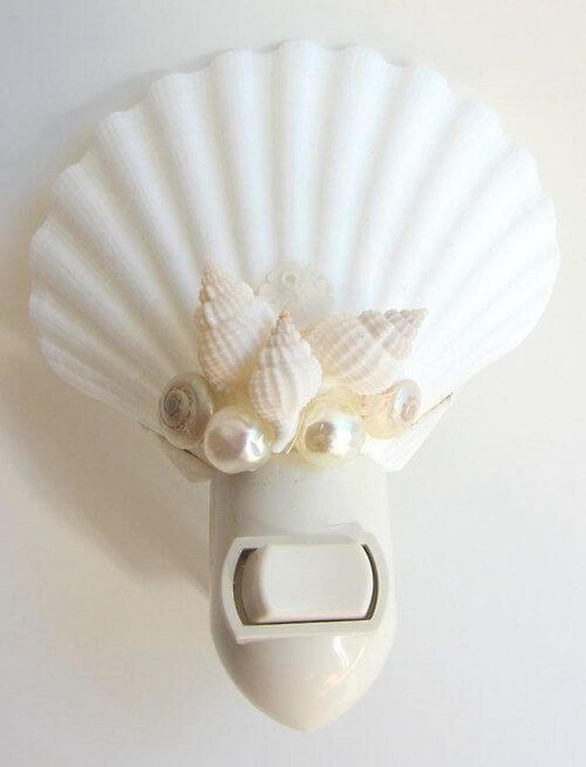 Giant Seashell Pendant Light