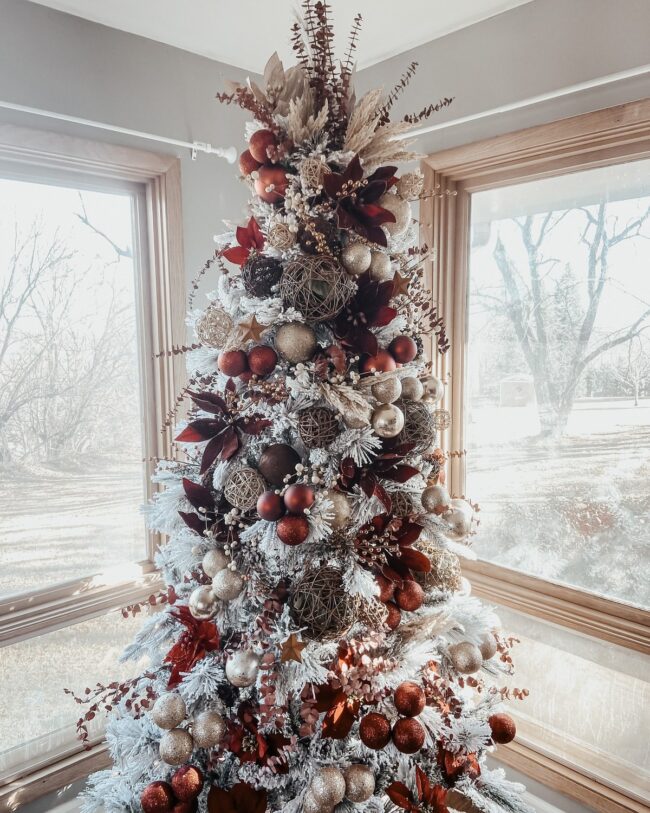 Traditional Holiday Splendor