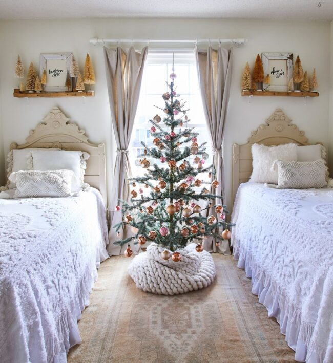 DIY Decorating Small Christmas Tree