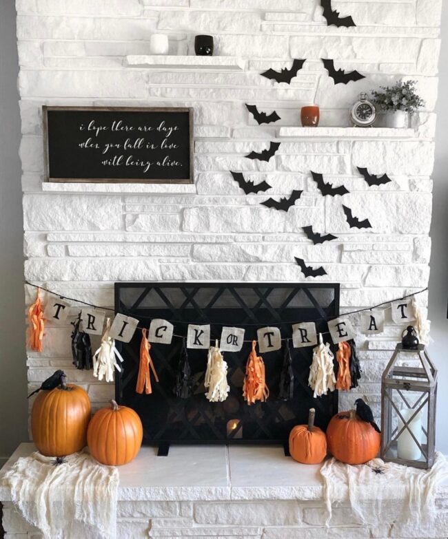 Essential Halloween Decor Pieces That Work in Any Small Apartment