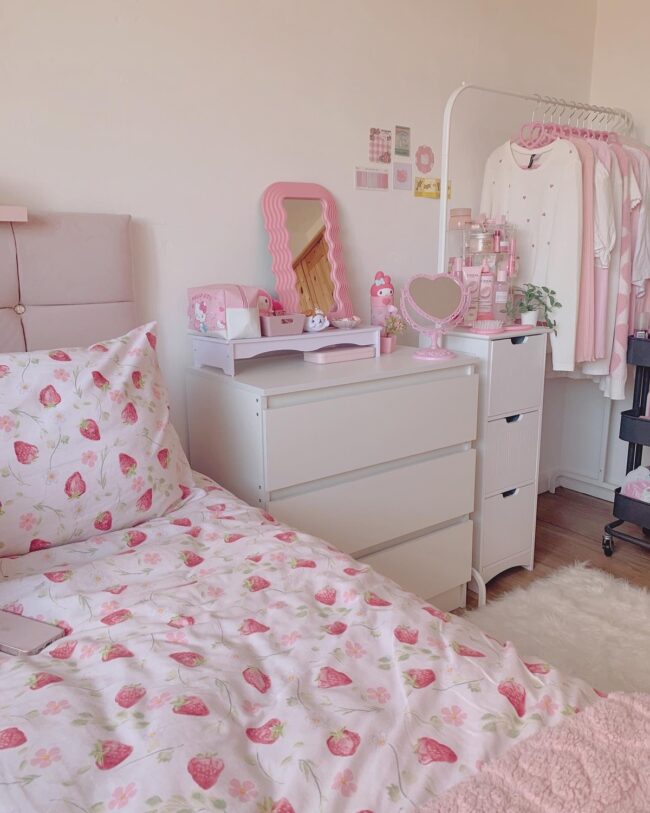 Pink and Other Color Combination