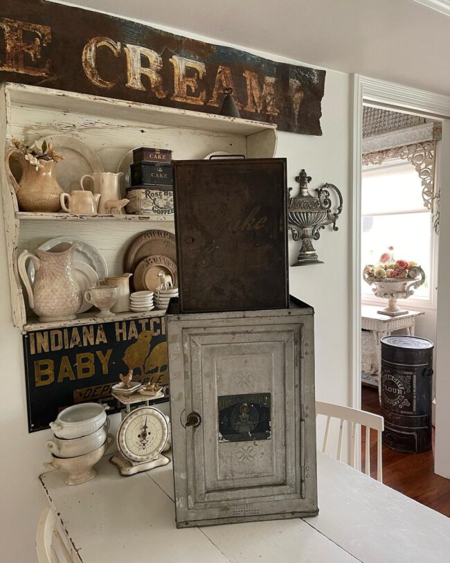 How to Adapt Timeless Decor to Fit Different Styles and Rooms